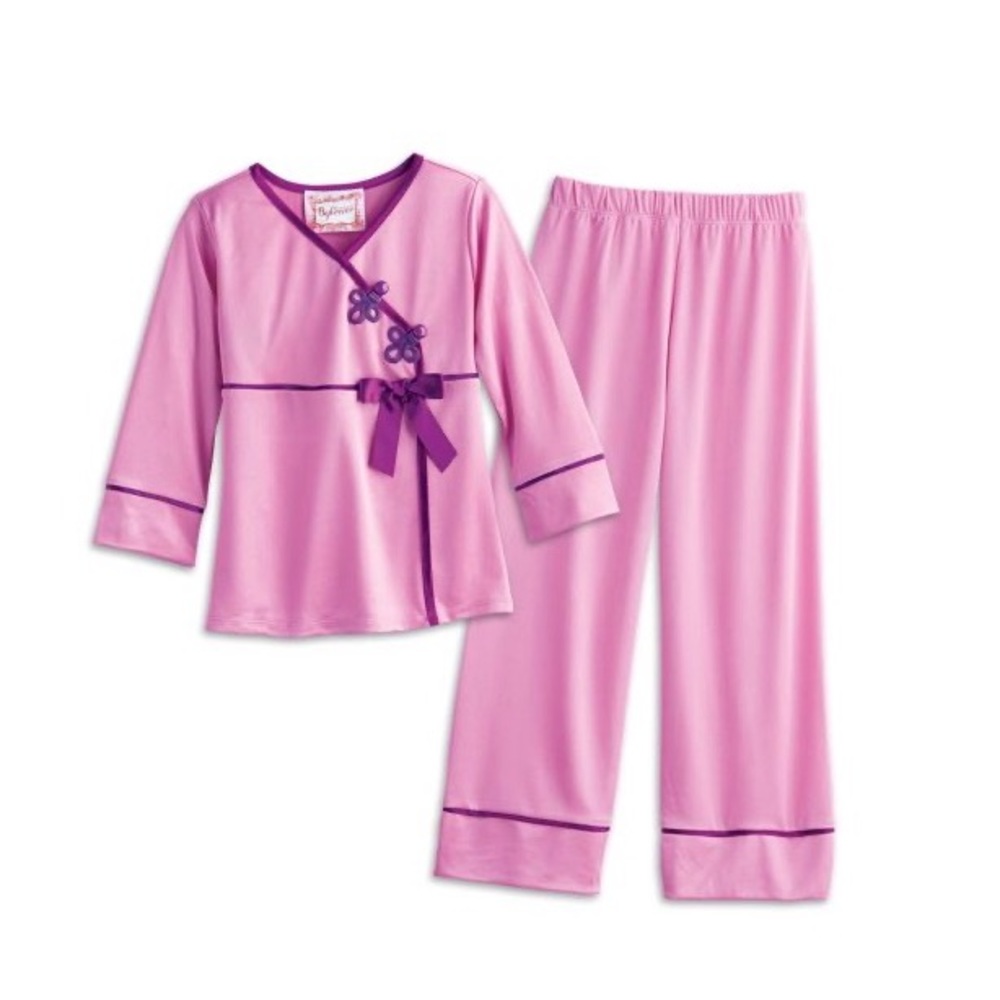 American Girl ✮ Beforever satin Rebecca pajama set